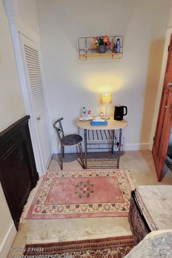 Monalisa Single Room Near Edgware Station Dış mekan fotoğraf